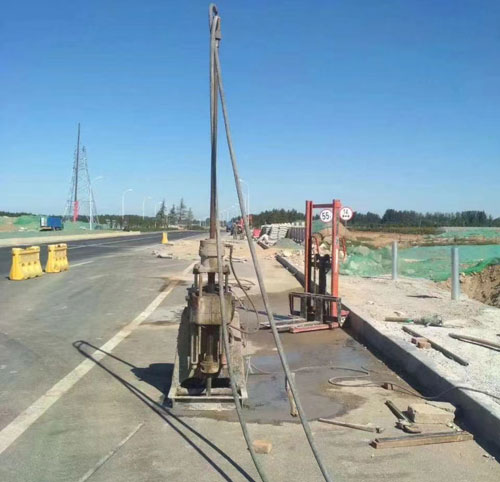 平利公路高聚物注浆加固